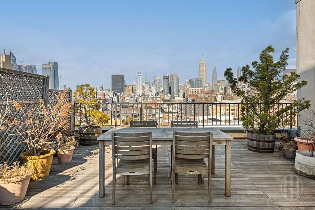 116 W 14th St Apt 8N, New York City, NY 10011