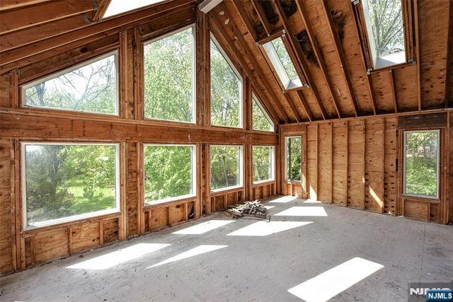 962 Arapaho Trail, Franklin Lakes, NJ 07417