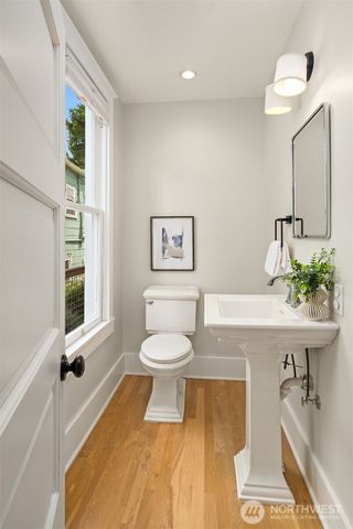 6302 15th Avenue NE, Seattle, WA 98115