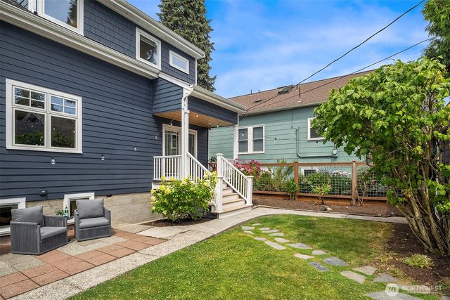 6302 15th Avenue NE, Seattle, WA 98115