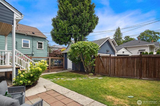 6302 15th Avenue NE, Seattle, WA 98115