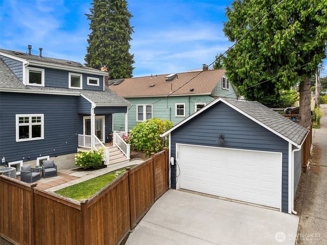 6302 15th Avenue NE, Seattle, WA 98115