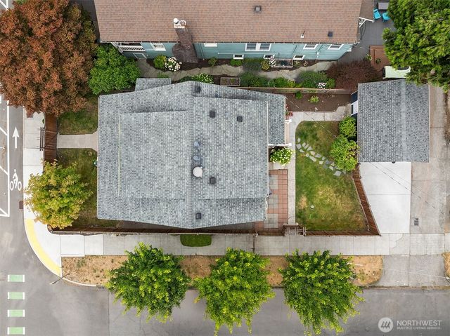6302 15th Avenue NE, Seattle, WA 98115