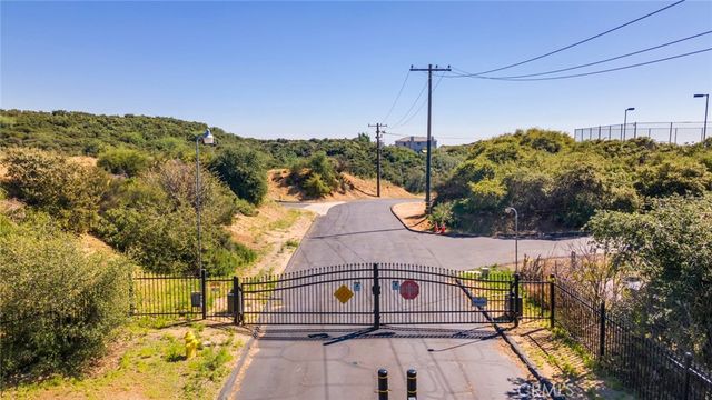 39611 Hidden Heights Drive, Yucaipa, CA 92399