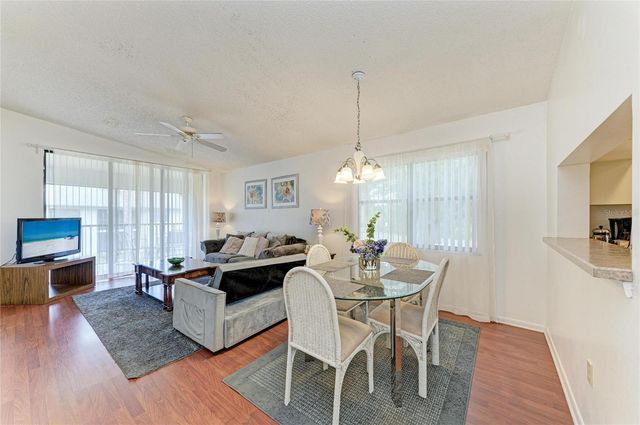 4320 47TH AVENUE W 204, Bradenton, FL 34210