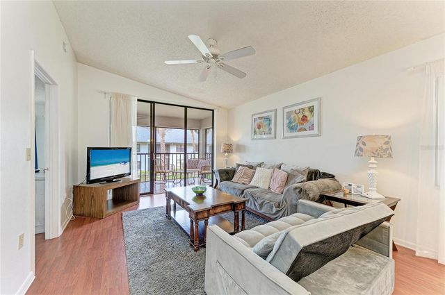 4320 47TH AVENUE W 204, Bradenton, FL 34210