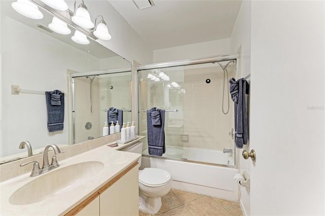 4320 47TH AVENUE W 204, Bradenton, FL 34210