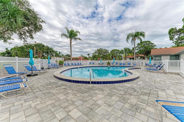 4320 47TH AVENUE W 204, Bradenton, FL 34210
