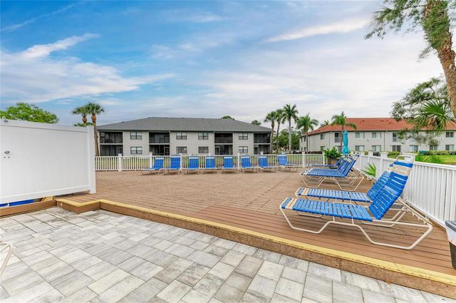 4320 47TH AVENUE W 204, Bradenton, FL 34210