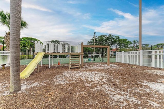 4320 47TH AVENUE W 204, Bradenton, FL 34210