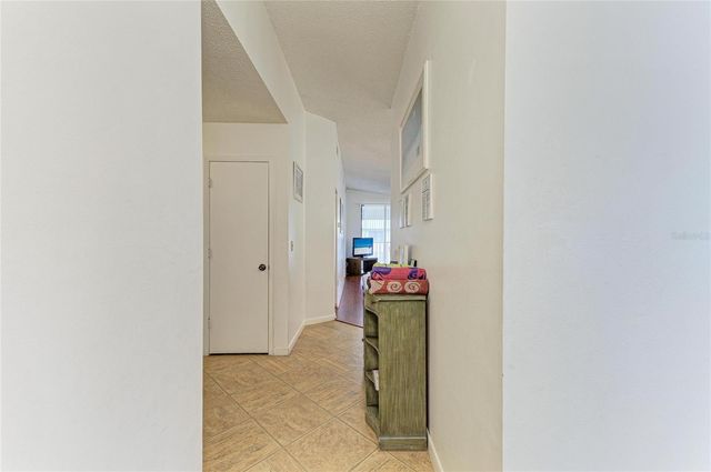 4320 47TH AVENUE W 204, Bradenton, FL 34210
