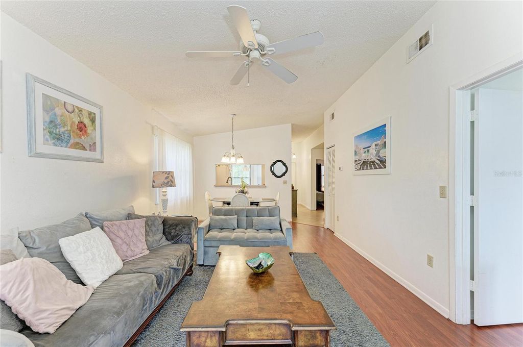 Image 21 of property listing at 4320 47TH AVENUE W 204, Bradenton, FL 34210