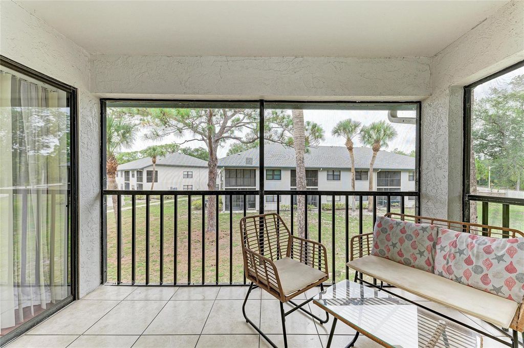 Image 38 of property listing at 4320 47TH AVENUE W 204, Bradenton, FL 34210