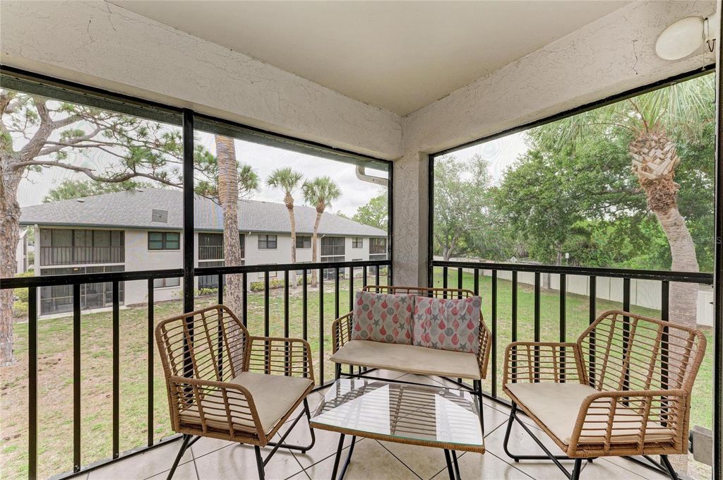 Image 40 of property listing at 4320 47TH AVENUE W 204, Bradenton, FL 34210
