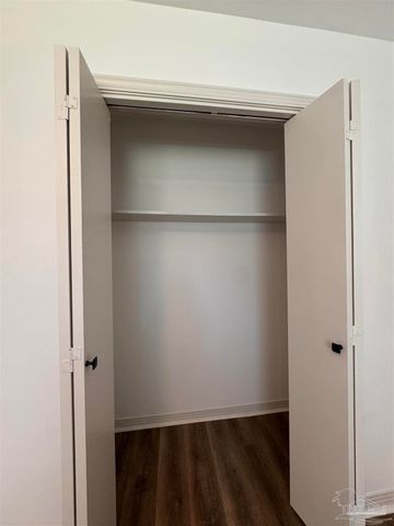 1012 Great Oaks Dr, Gulf Breeze, FL 32563