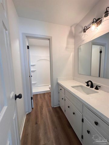 1012 Great Oaks Dr, Gulf Breeze, FL 32563