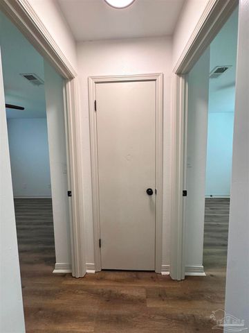 1012 Great Oaks Dr, Gulf Breeze, FL 32563