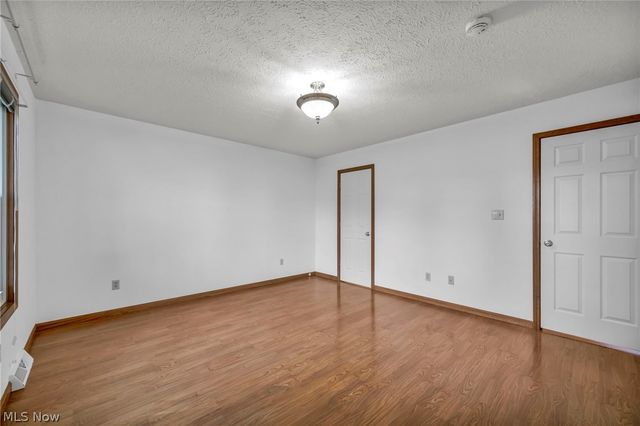 441 Pemberton Drive, Elyria, OH 44035