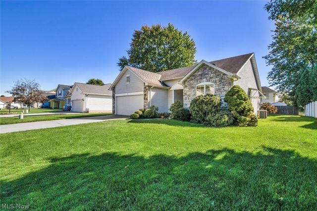 441 Pemberton Drive, Elyria, OH 44035