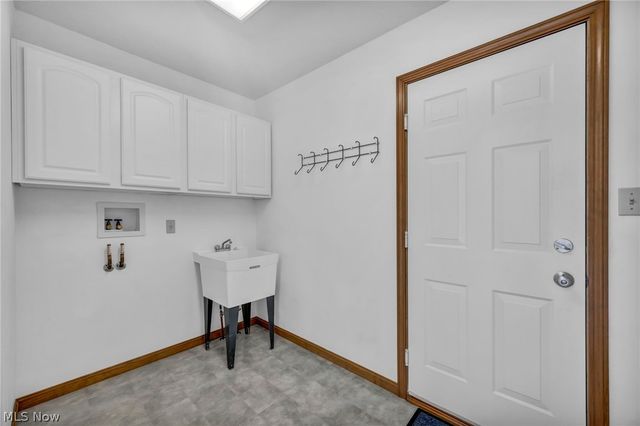 441 Pemberton Drive, Elyria, OH 44035