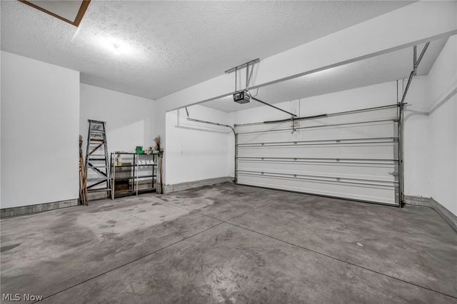 441 Pemberton Drive, Elyria, OH 44035