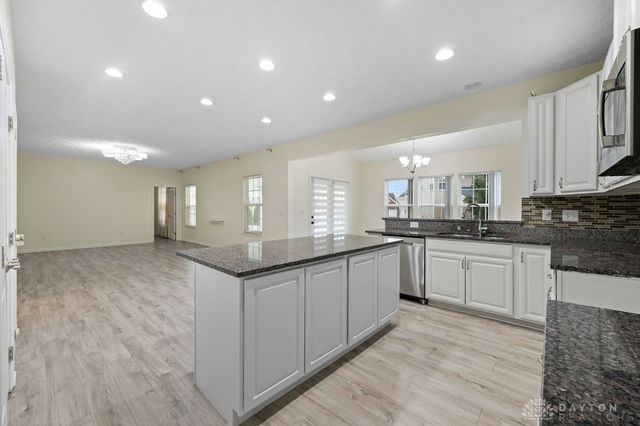 1349 Senna Street, Tipp City, OH 45371