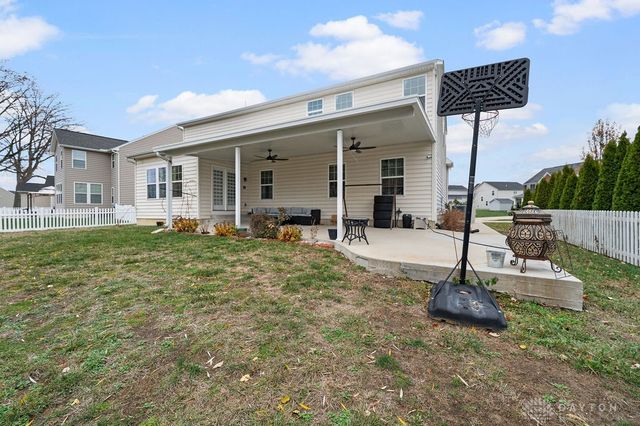 1349 Senna Street, Tipp City, OH 45371