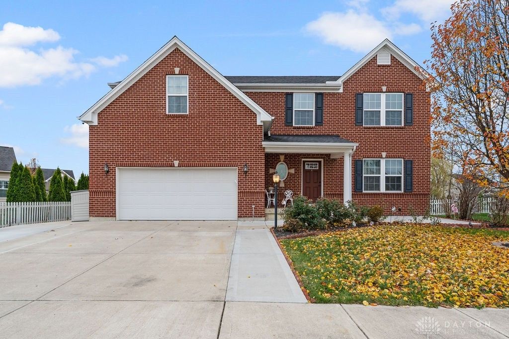 1349 Senna Street, Tipp City, OH 45371