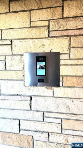 208 Anderson 7SG, Hackensack, NJ 07601