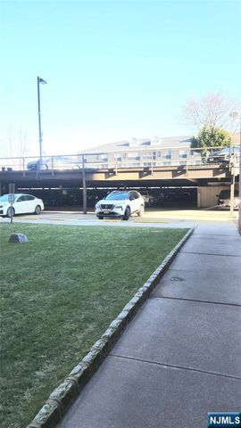 208 Anderson 7SG, Hackensack, NJ 07601