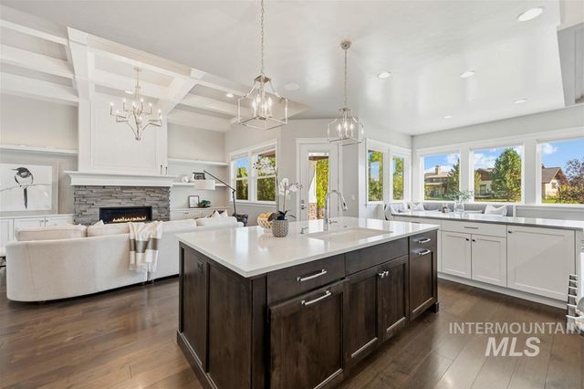 844 S Lake Pointe Way, Eagle, ID 83616