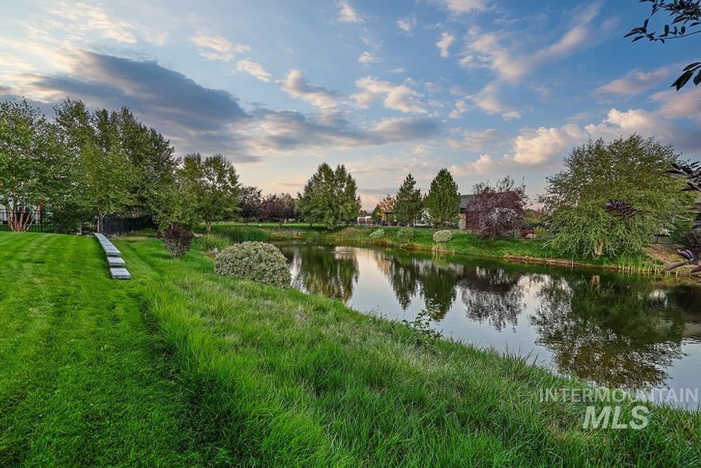 844 S Lake Pointe Way, Eagle, ID 83616 photo 33