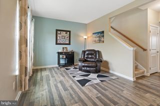 68 LOUVAIN DR, Hanover, PA 17331