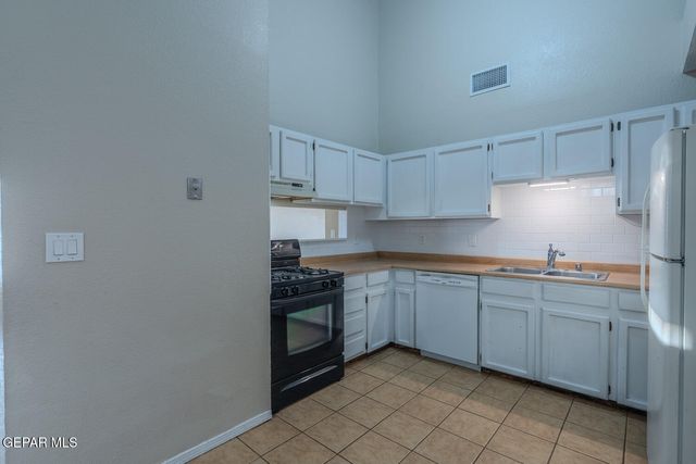 1994 DANA BREE Drive, El Paso, TX 79936