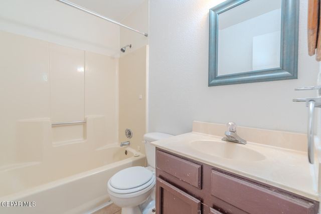 1994 DANA BREE Drive, El Paso, TX 79936