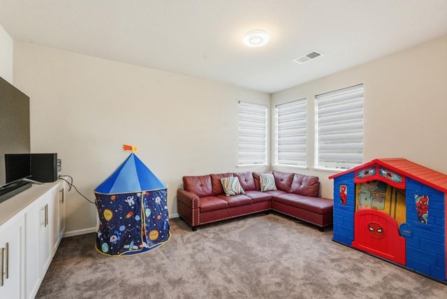 4369 Icon Ave, Modesto, CA 95356