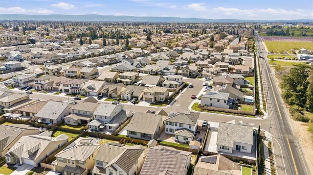 4369 Icon Ave, Modesto, CA 95356