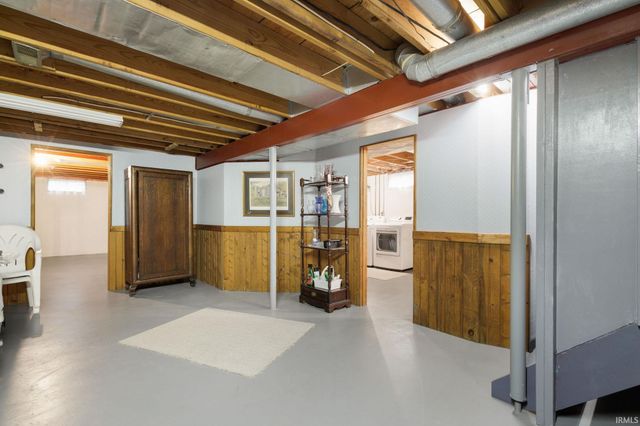 51732 Old Mill Road, South Bend, IN 46637