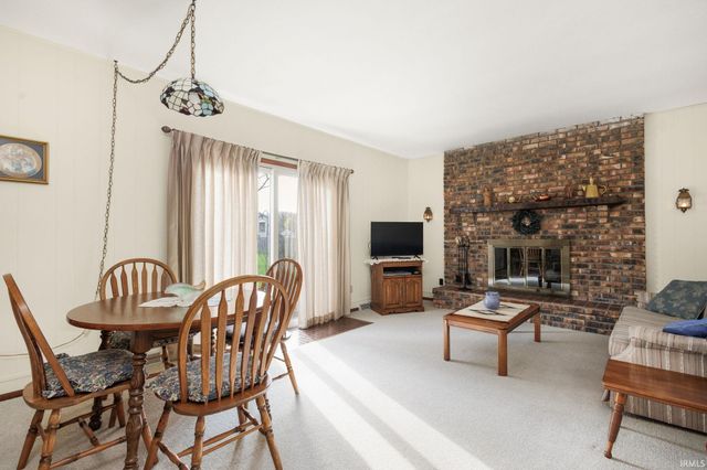 51732 Old Mill Road, South Bend, IN 46637