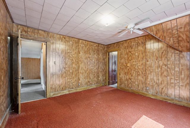 133 Crawford St, Lowell, MA 01854