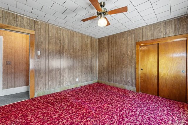 133 Crawford St, Lowell, MA 01854