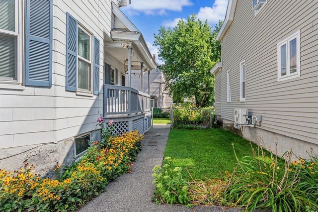 133 Crawford St, Lowell, MA 01854