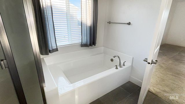 11079 Roaring Fork St, Caldwell, ID 83605