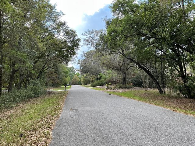 SW 208TH CIRCLE, Dunnellon, FL 34431