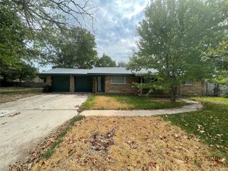 2616 Roberts Cut Off, Sansom Park, TX 76114
