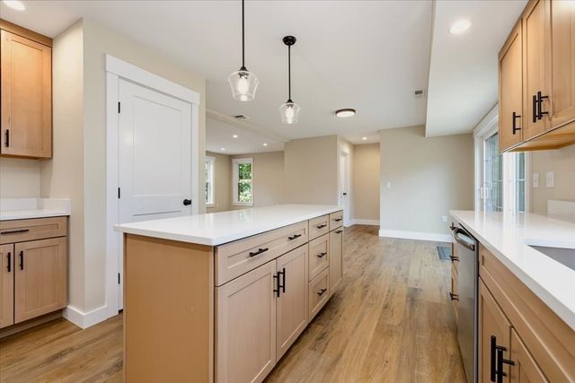 43 Arrow Trail, Groton, MA 01450