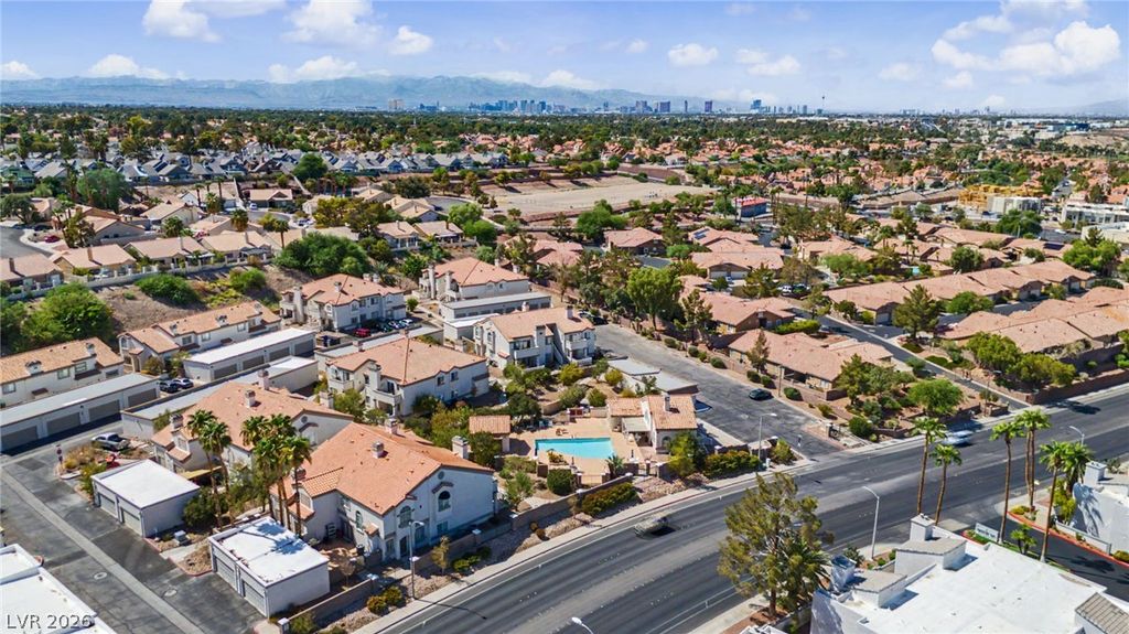 1674 Normandy Way NA, Henderson, NV 89014
