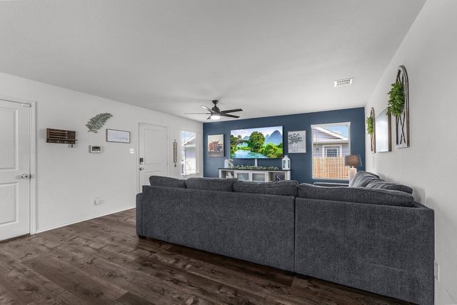 2812 Slatewood Drive, Fort Worth, TX 76179