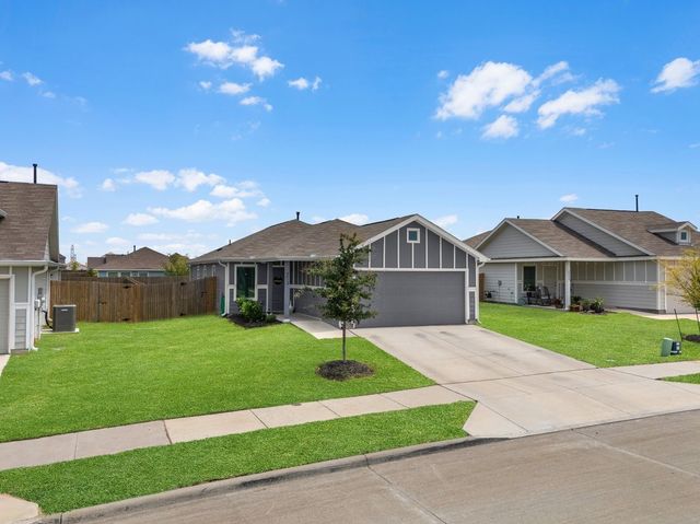 2812 Slatewood Drive, Fort Worth, TX 76179