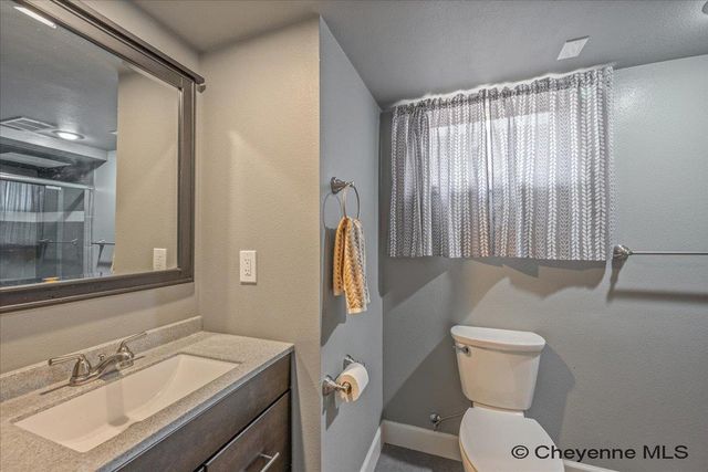3716 MCCOMB AVE, Cheyenne, WY 82001